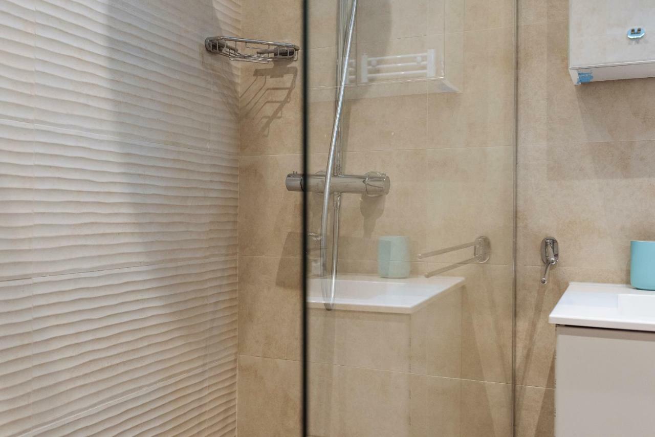 Апартаменты Luxury Flat 8 Near Metro Бухарест Экстерьер фото